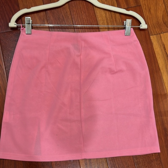 Skirt - Picture 3 of 5